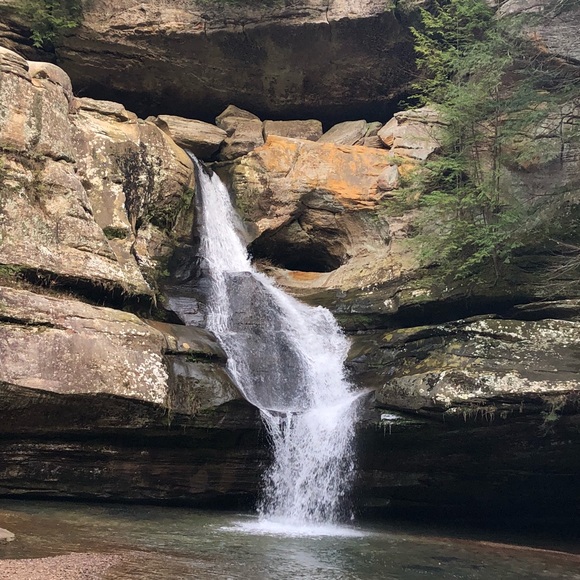 Meet your Posher, Rebecca - Picture 2 of 7